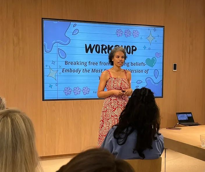 Vilma presenting Breaking Free from Limiting Beliefs workshop